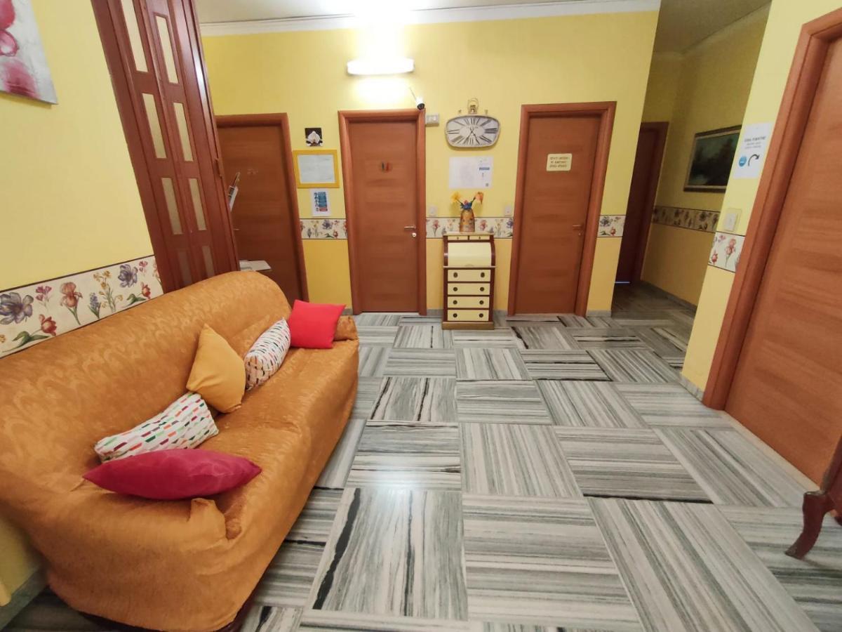 Hotel Serenella ตูริน ภายนอก รูปภาพ