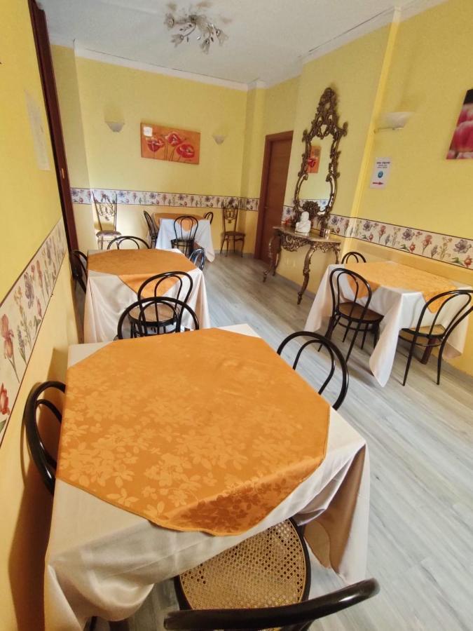 Hotel Serenella ตูริน ภายนอก รูปภาพ