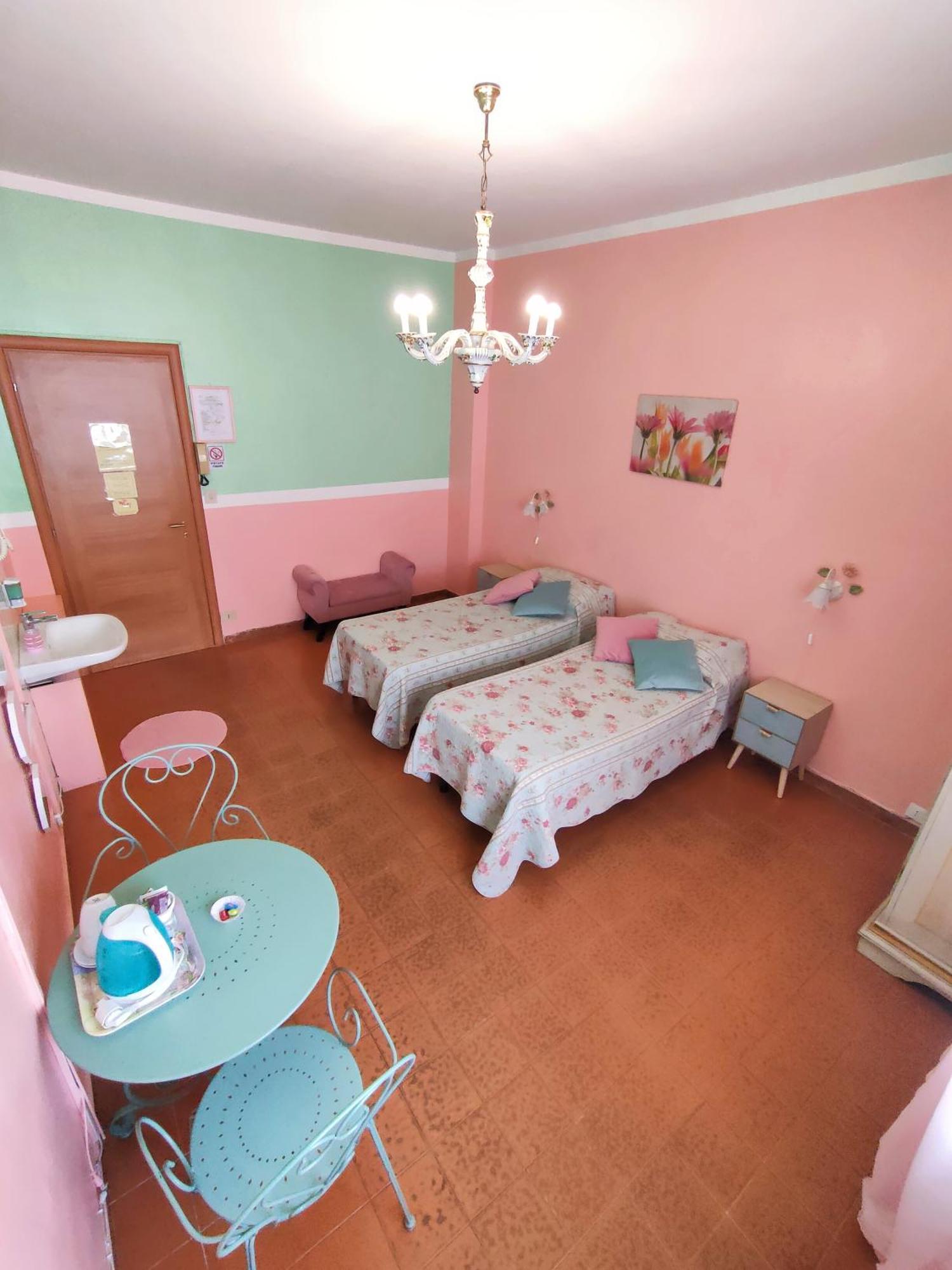 Hotel Serenella ตูริน ภายนอก รูปภาพ