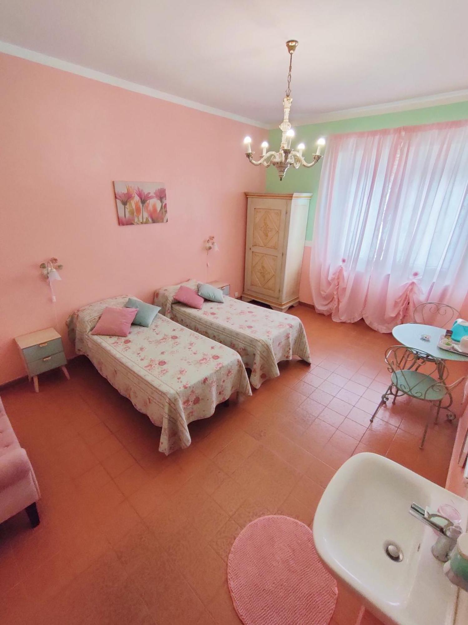 Hotel Serenella ตูริน ภายนอก รูปภาพ